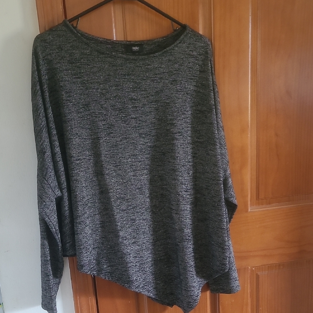 Heather Gray Long Sleeve Knit Top Polyester Rayon Spandex